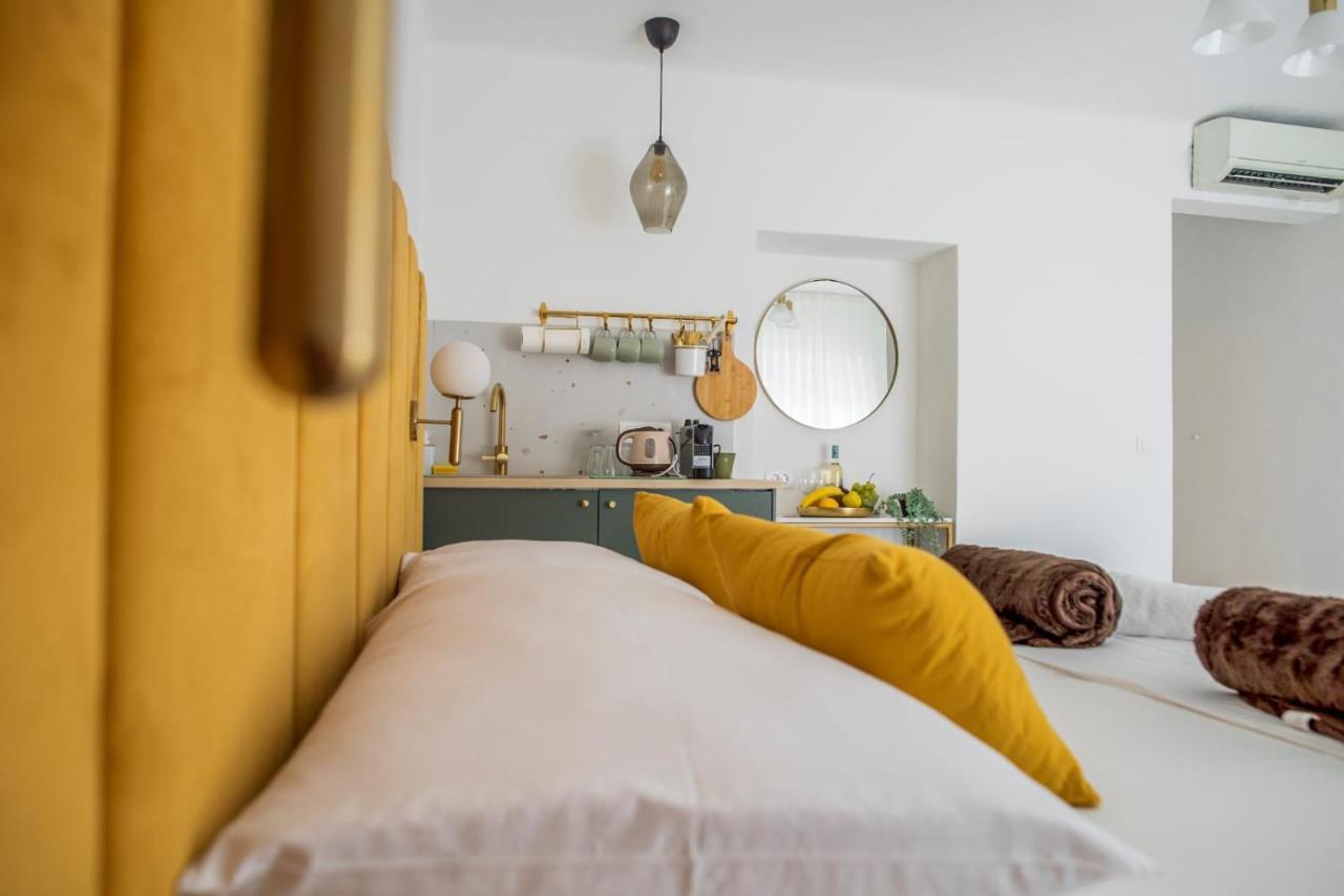 Style Rooms Split Exterior foto