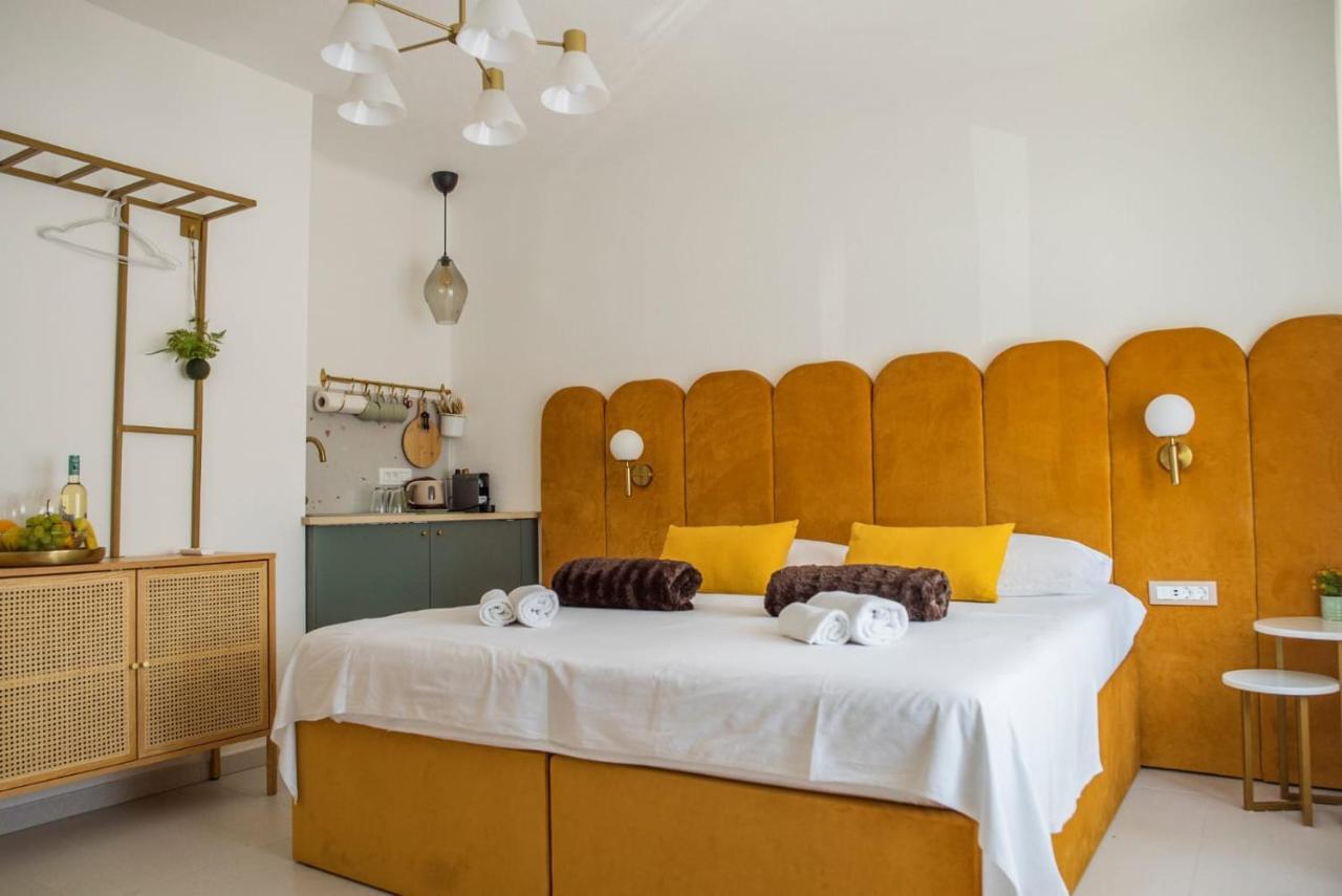 Style Rooms Split Exterior foto
